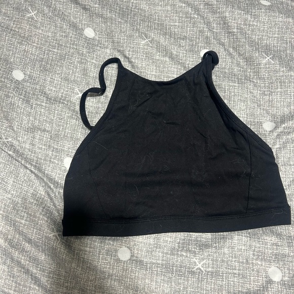 Size 2 Lulu crop top - Picture 1 of 3